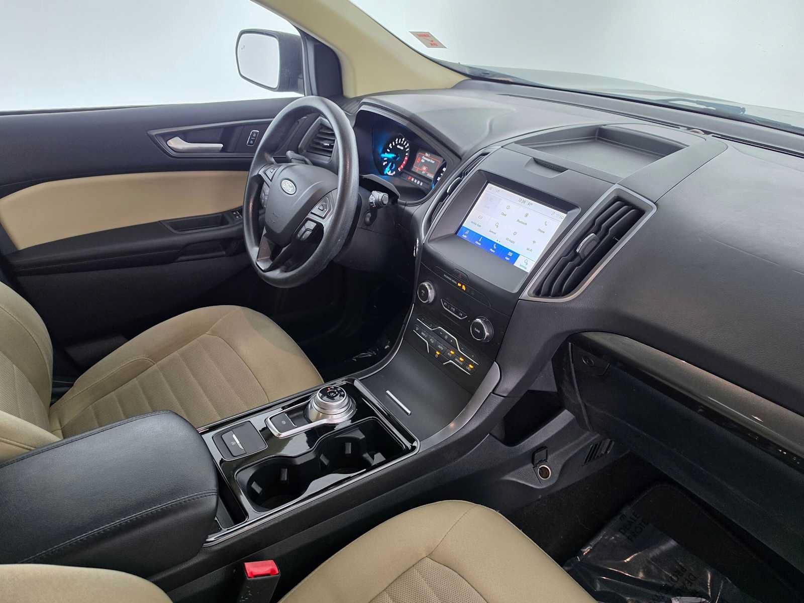 Used 2020 Ford Edge SE AWD/4WD image 11