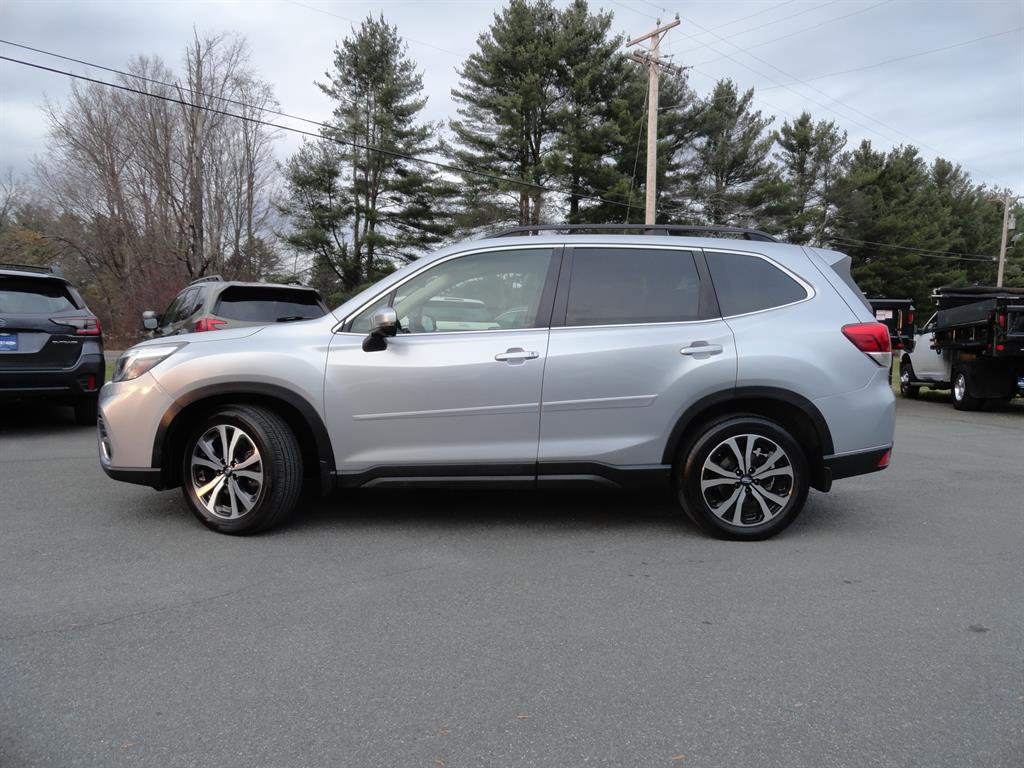 Used 2020 Subaru Forester Limited image 8