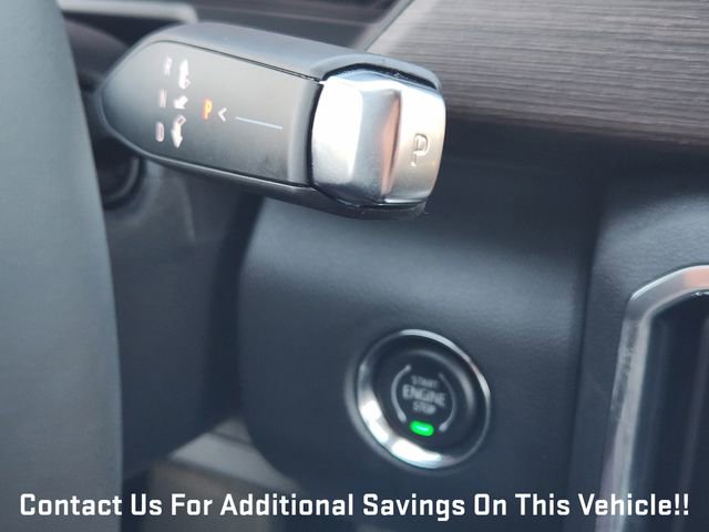 New 2026 GMC Acadia Denali w/ Super Cruise Package FWD image 16