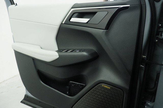 New 2026 Mitsubishi Outlander SE FWD image 15