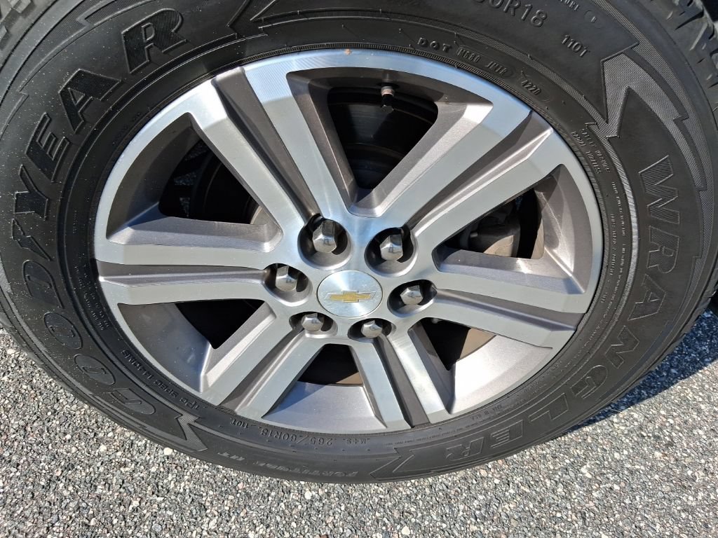 Used 2016 Chevrolet Traverse LT FWD image 16