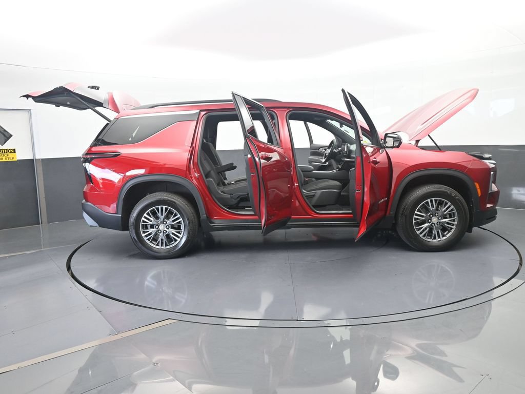 Used 2024 Chevrolet Traverse LT FWD image 76