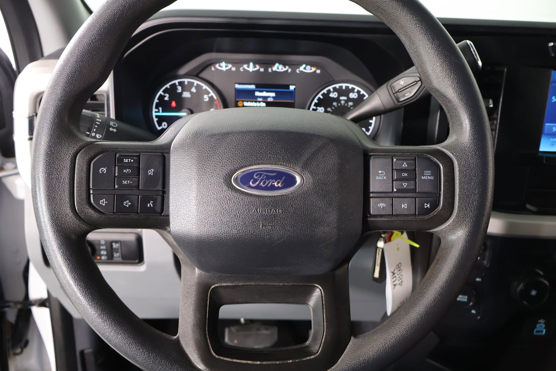 Used 2023 Ford F250 XL w/ STX Appearance Package AWD/4WD image 3
