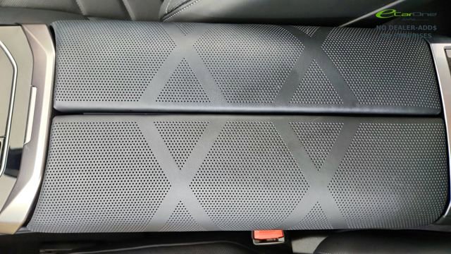 Used 2024 BMW i7 M70 w/ Executive Package image 50