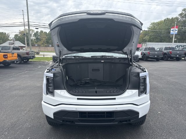 Used 2025 Ford F150 Lightning Flash AWD/4WD image 20