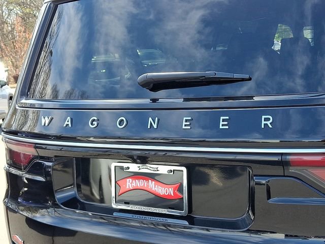 Used 2024 Jeep Wagoneer L Series II w/ Flexible Seating Group image 30