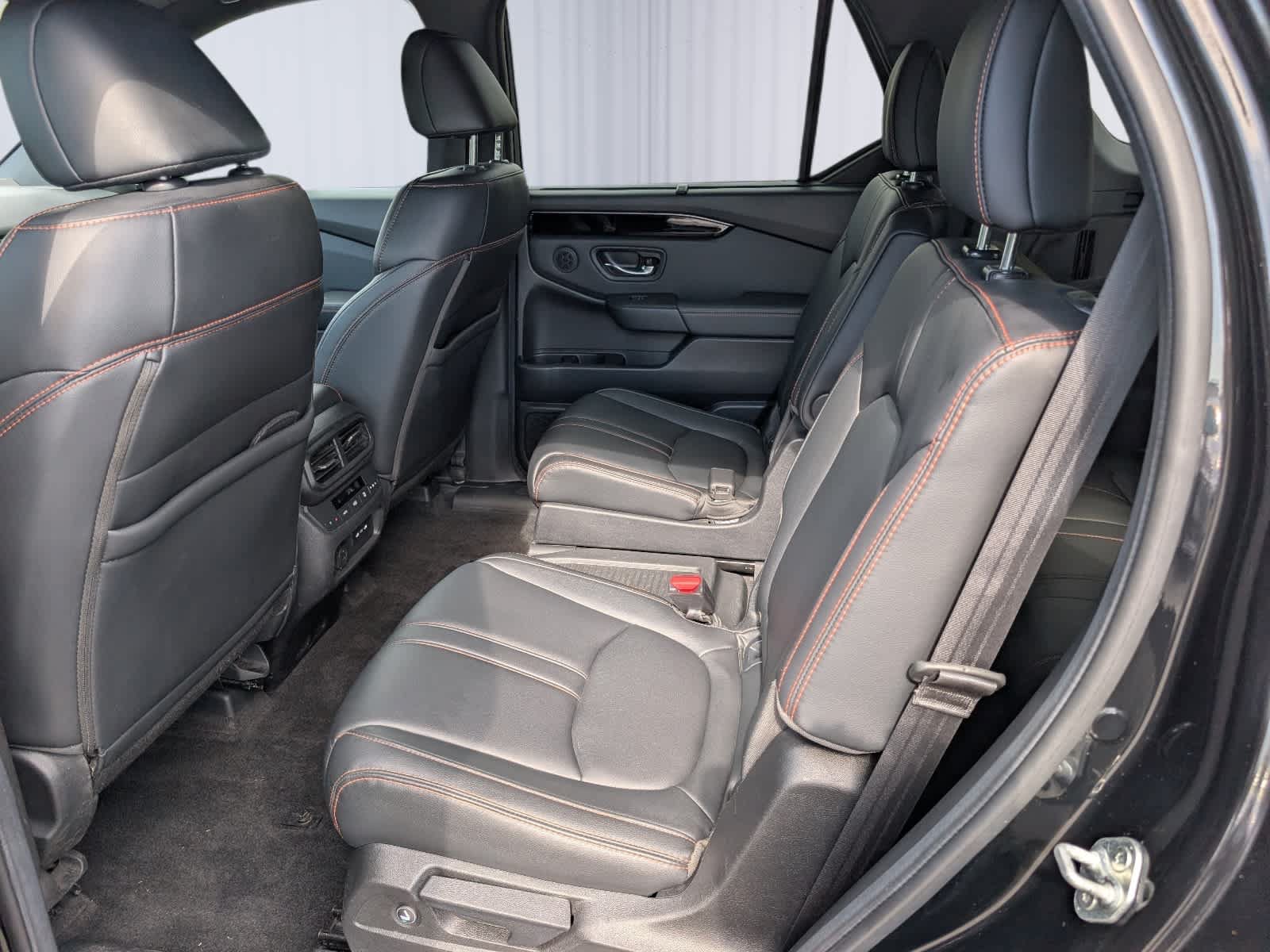 Certified 2025 Honda Pilot TrailSport image 17