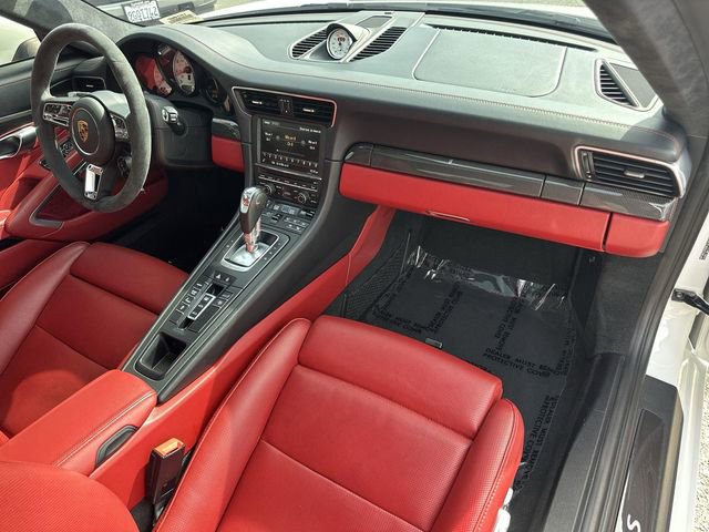 Used 2014 Porsche 911 Turbo S image 28
