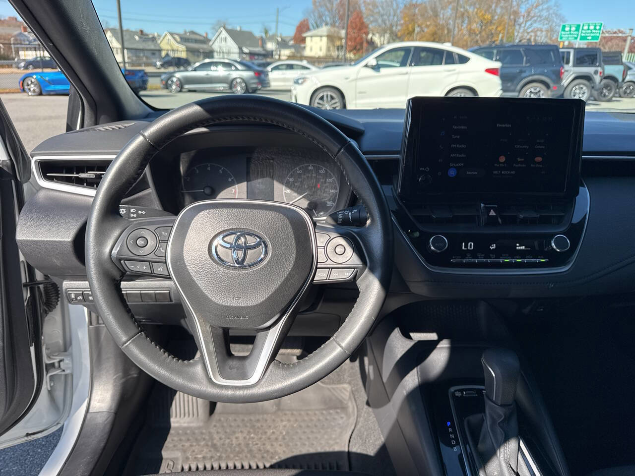 Used 2024 Toyota Corolla SE image 15