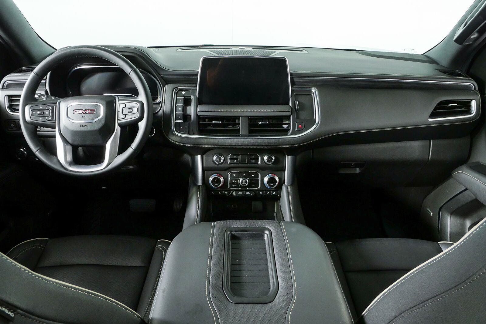 Used 2023 GMC Yukon XL SLT w/ SLT Luxury Package RWD image 8