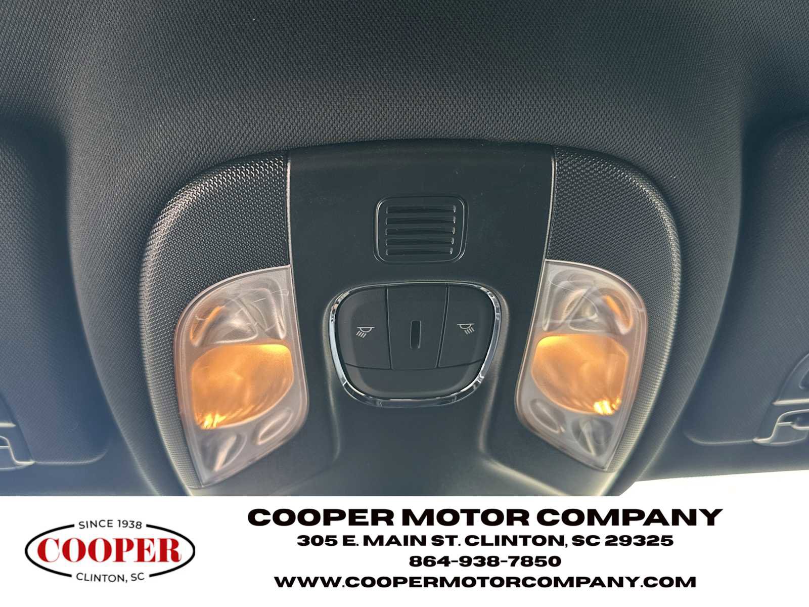 Used 2025 Jeep Compass Latitude image 22