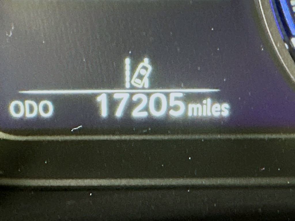 Used 2023 Lexus UX 250h FWD w/ Accessory Package (Z1) image 34