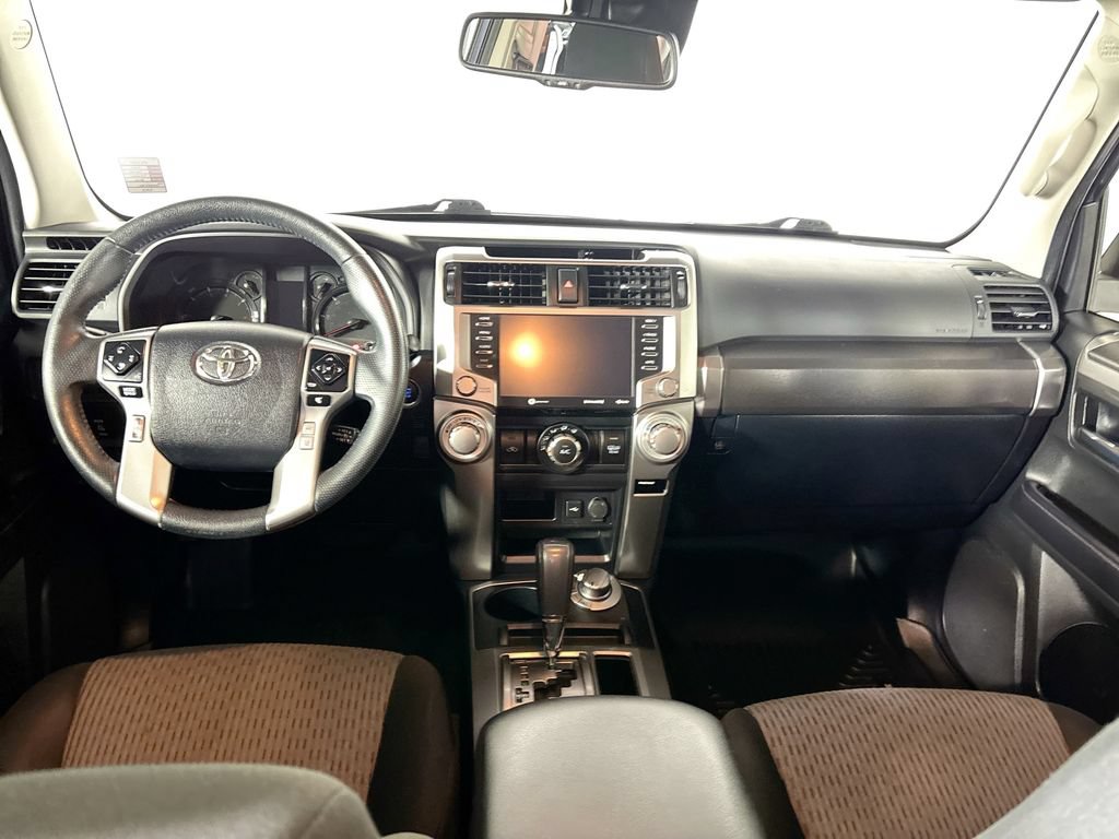 Used 2021 Toyota 4Runner SR5 AWD/4WD image 12