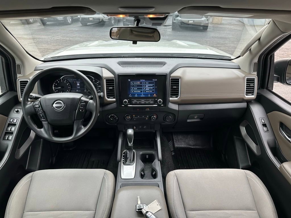 Used 2022 Nissan Frontier SV w/ Technology Package AWD/4WD image 20