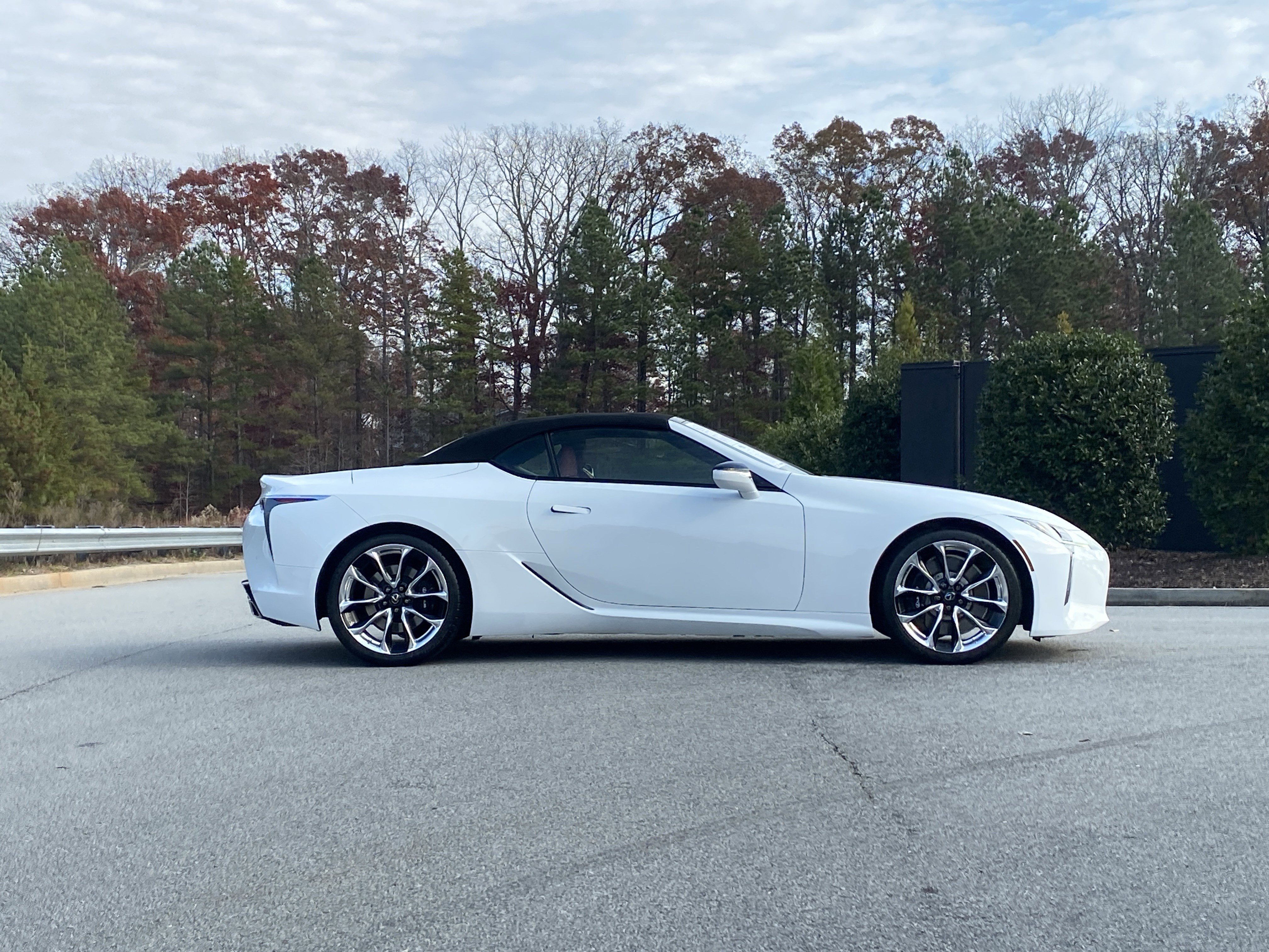 Used 2021 Lexus LC 500 Convertible image 39