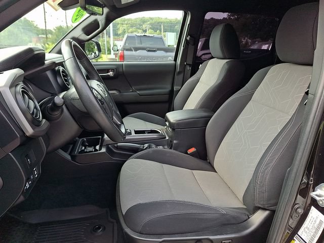 Certified 2022 Toyota Tacoma TRD Off-Road w/ Technology Package AWD/4WD image 13