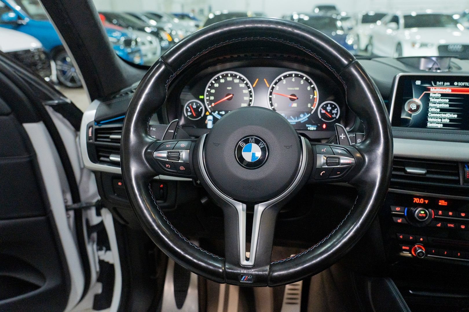 Used 2015 BMW X5 M AWD/4WD image 35