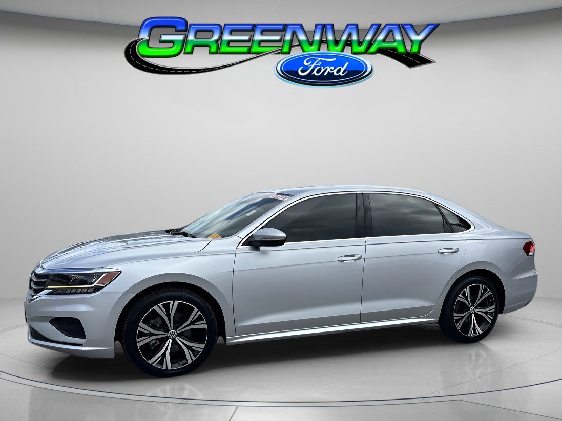 Used 2021 Volkswagen Passat 2.0T SE