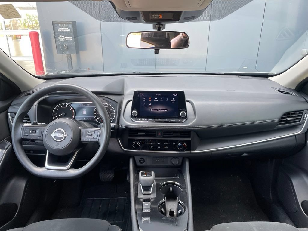 Certified 2024 Nissan Rogue S FWD image 11