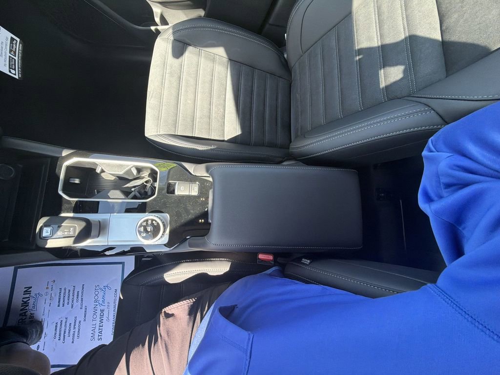 New 2026 Mitsubishi Outlander SE image 21