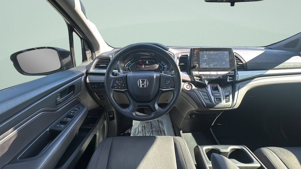 Used 2018 Honda Odyssey EX image 12