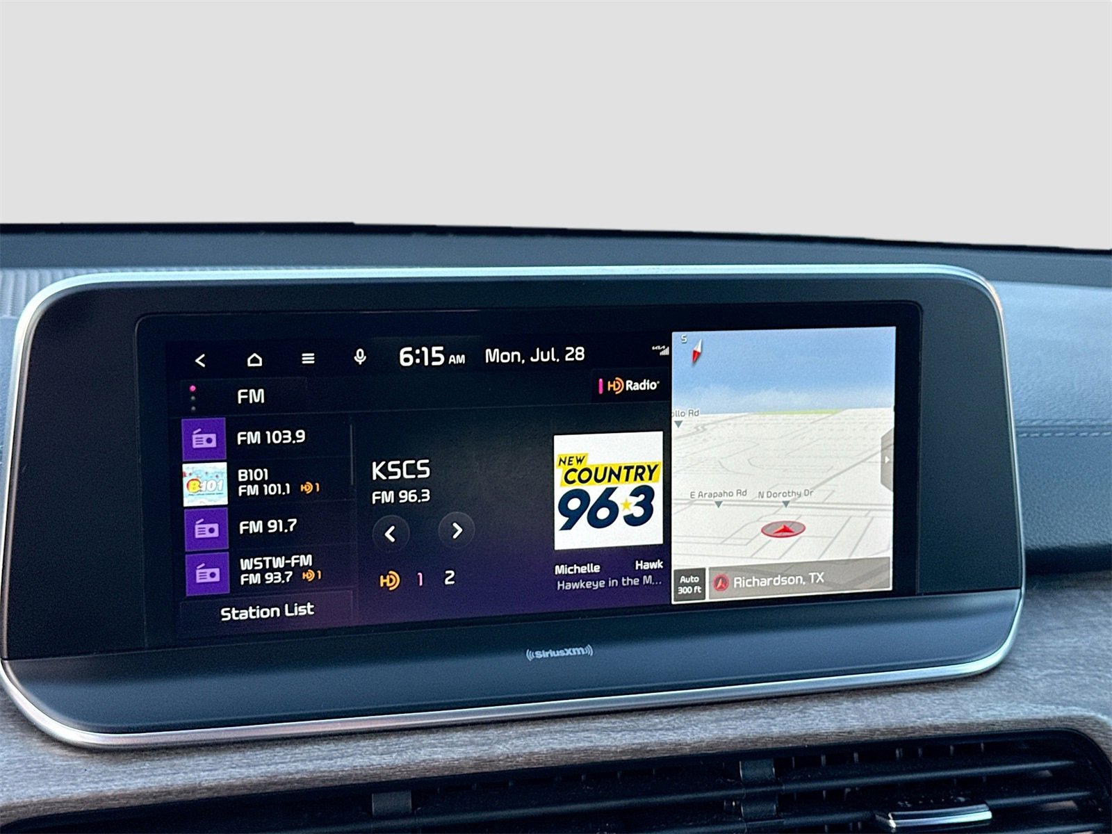 Used 2022 Kia Telluride EX w/ EX Premium Package image 15