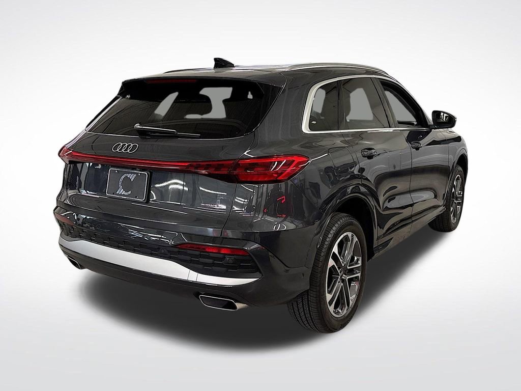 Used 2025 Audi Q5 Premium Plus w/ Premium Plus AWD/4WD image 5