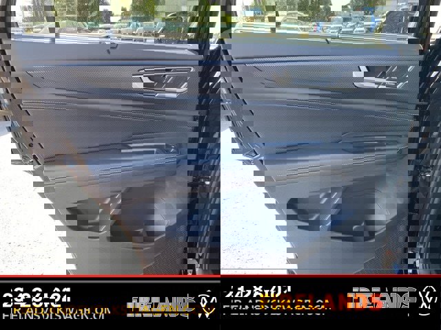 New 2026 Volkswagen Atlas Cross Sport SEL Premium R-Line image 68