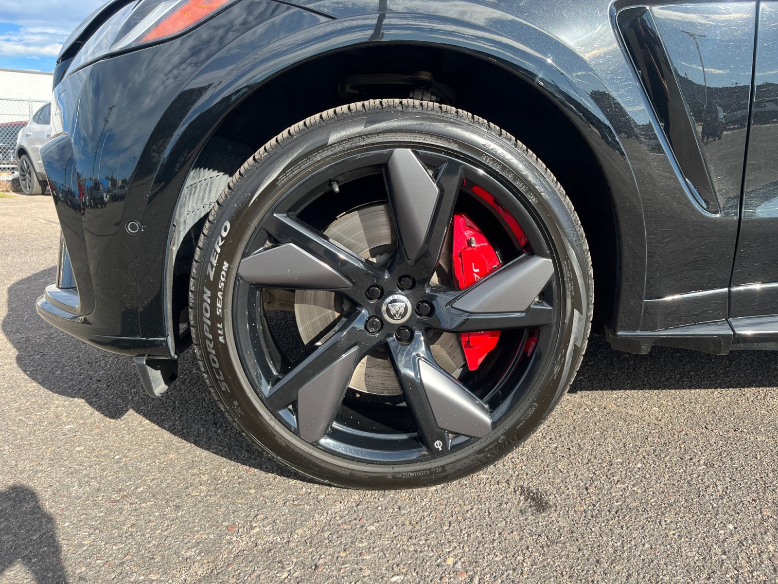 Used 2024 Jaguar F-PACE SVR AWD/4WD image 24