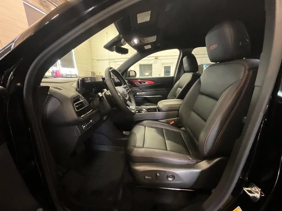 New 2026 Chevrolet Traverse Z71 w/ Enhanced Driving Package AWD/4WD image 4