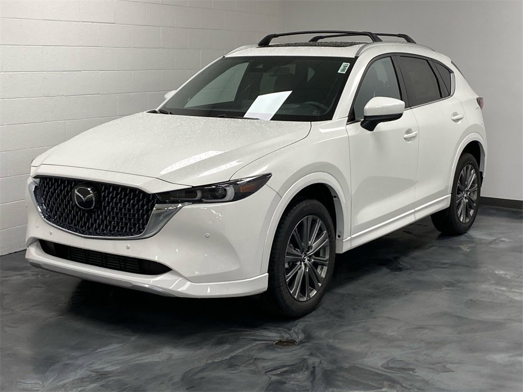 New 2025 MAZDA CX-5 Signature image 1