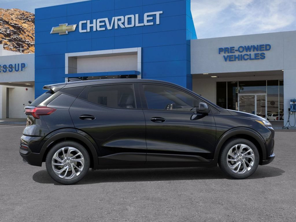 New 2027 Chevrolet Bolt LT w/ Comfort Package FWD image 5