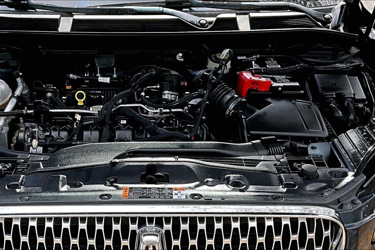 Used 2020 Lincoln Corsair Reserve image 29