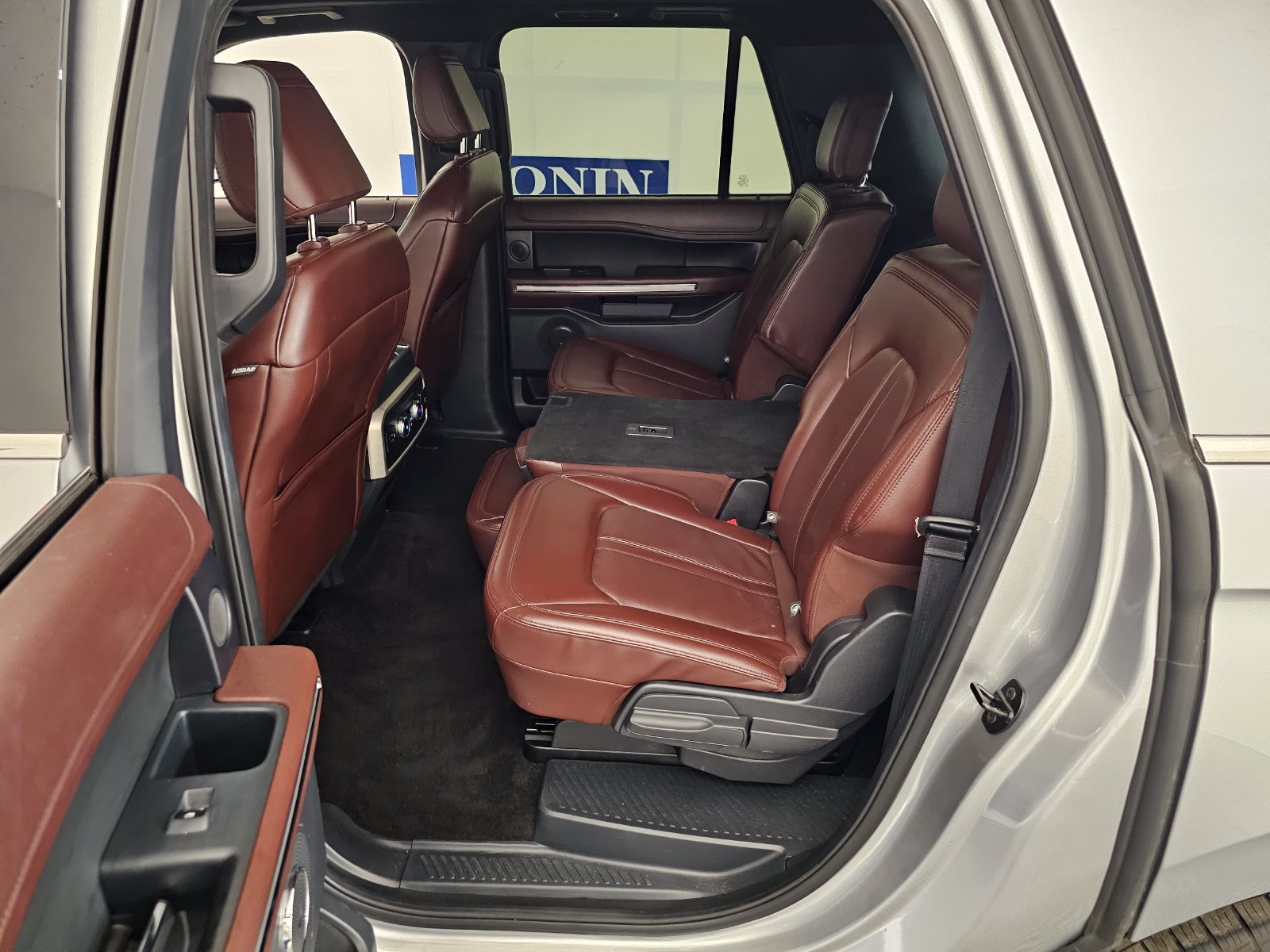 Used 2022 Ford Expedition Max Limited AWD/4WD image 33