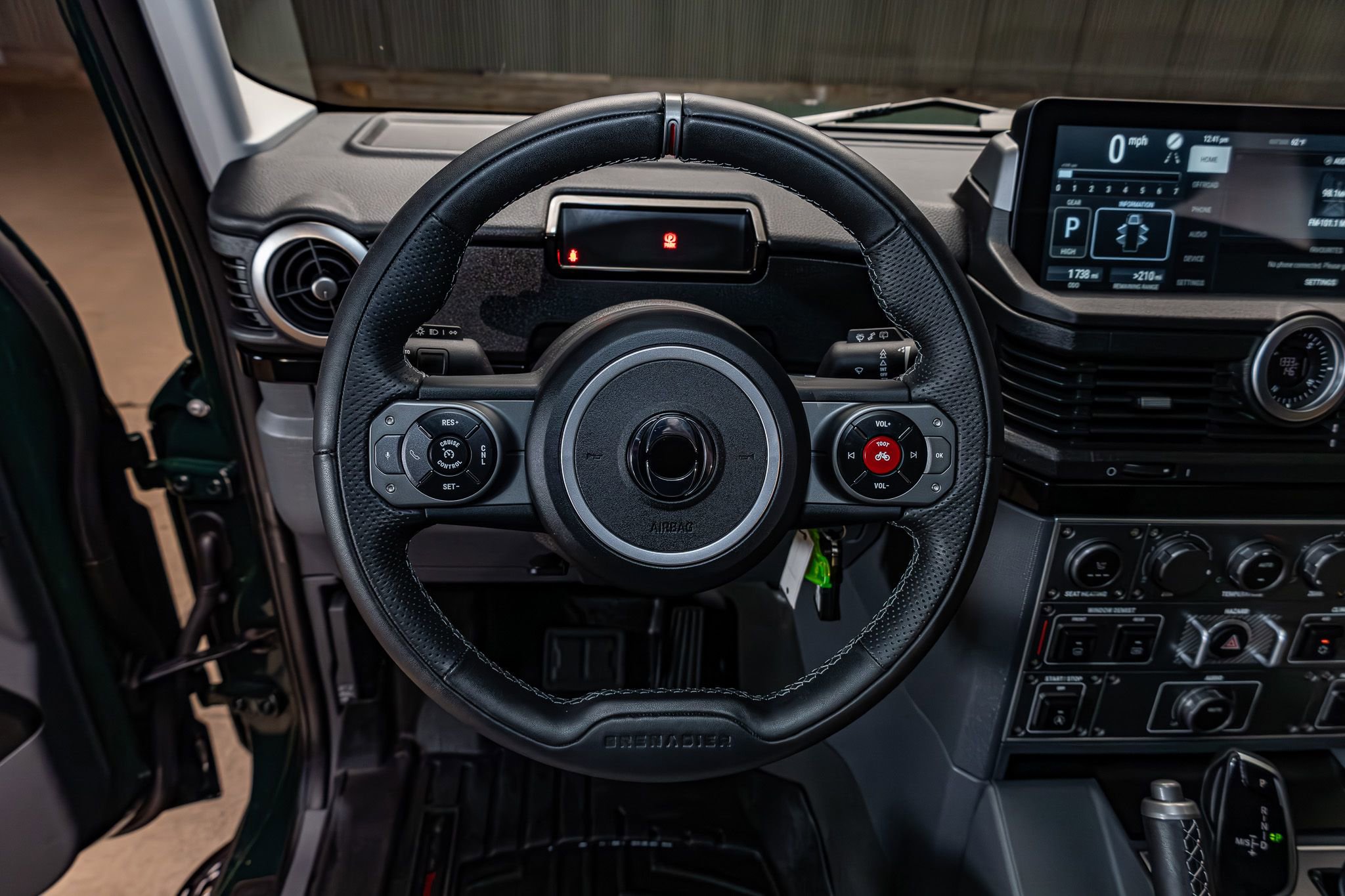 Used 2025 INEOS Grenadier Fieldmaster Edition image 16