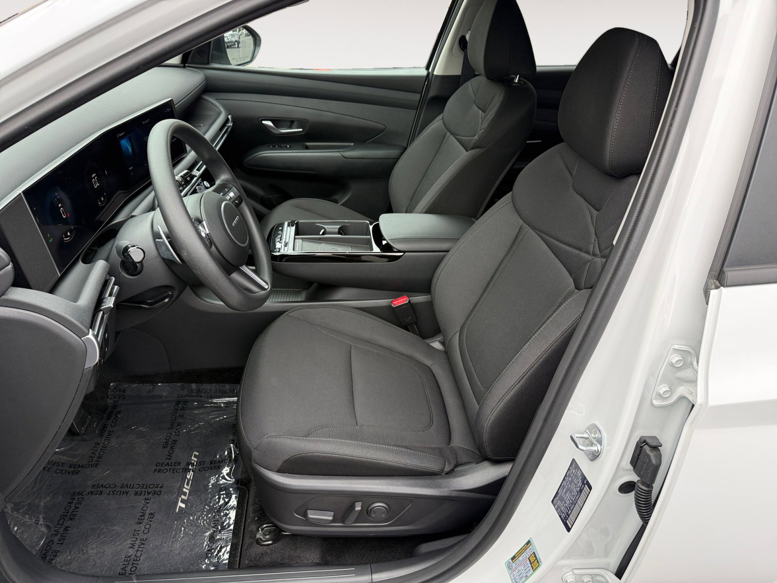 Certified 2025 Hyundai Tucson SEL image 10