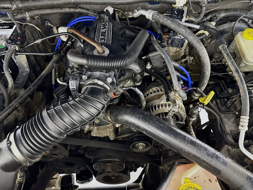 Used 2009 Jeep Wrangler X image 35