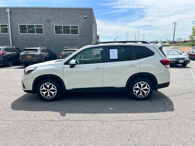Used 2020 Subaru Forester Premium image 4