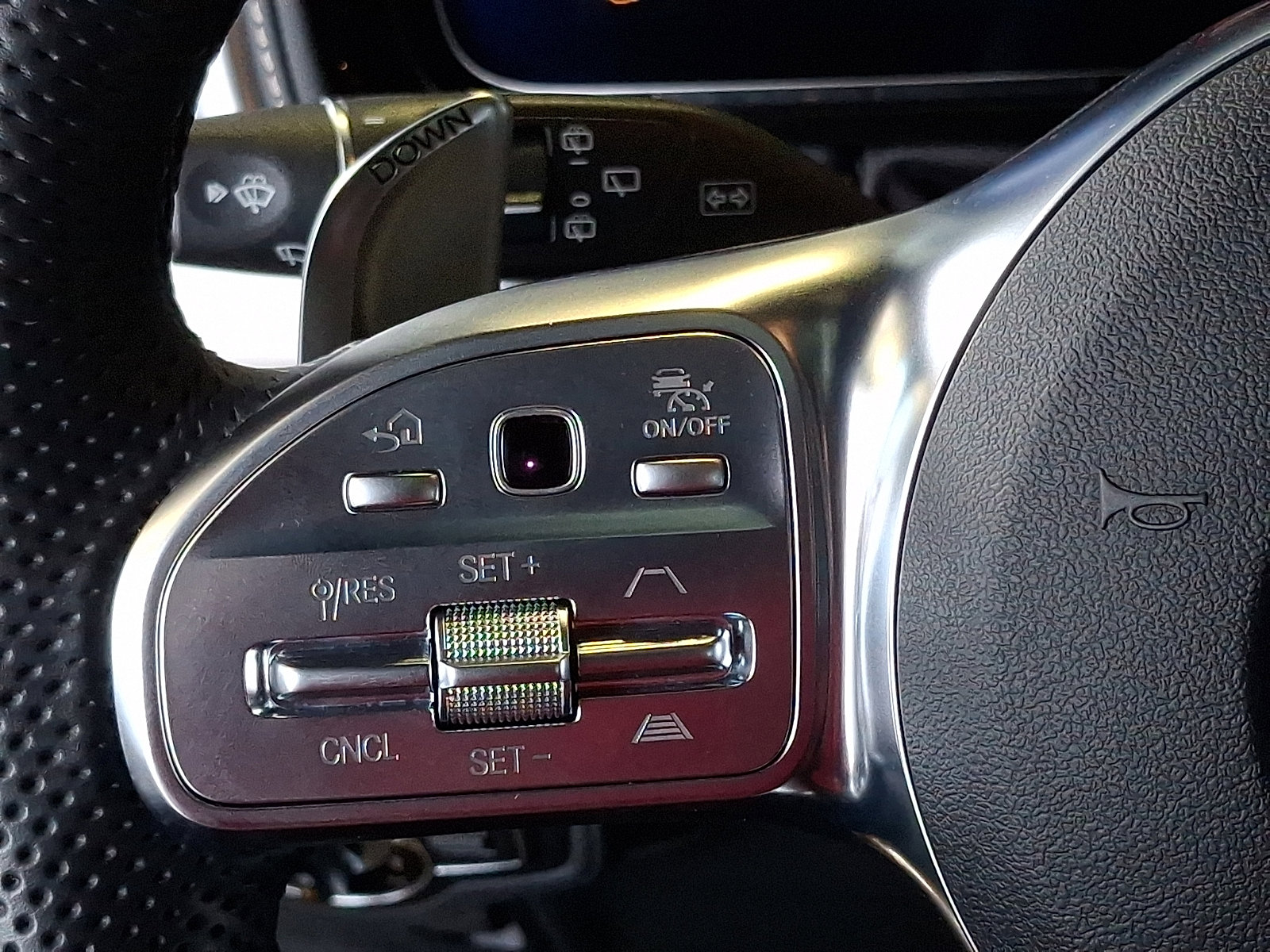 Certified 2024 Mercedes-Benz G 63 AMG 4MATIC image 21