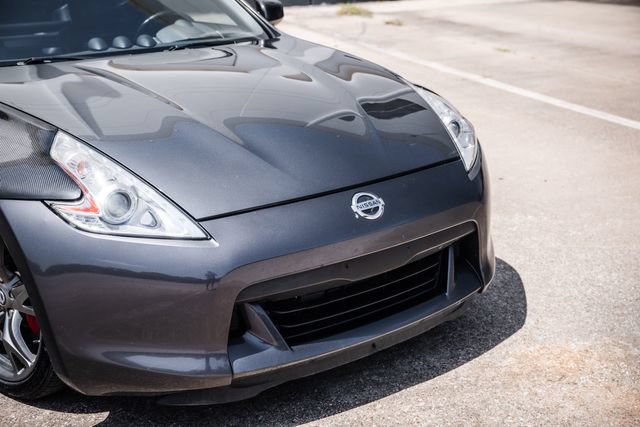 Used 2010 Nissan 370Z Touring w/ Sport Pkg RWD image 18