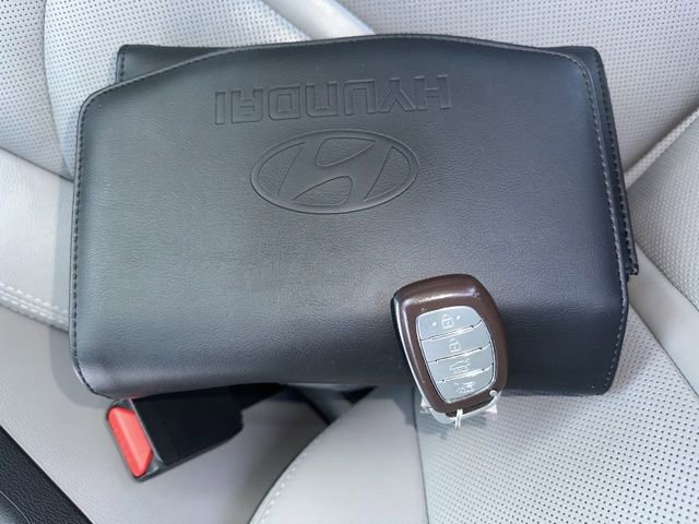 Used 2018 Hyundai Sonata Limited w/ Cargo Package image 28