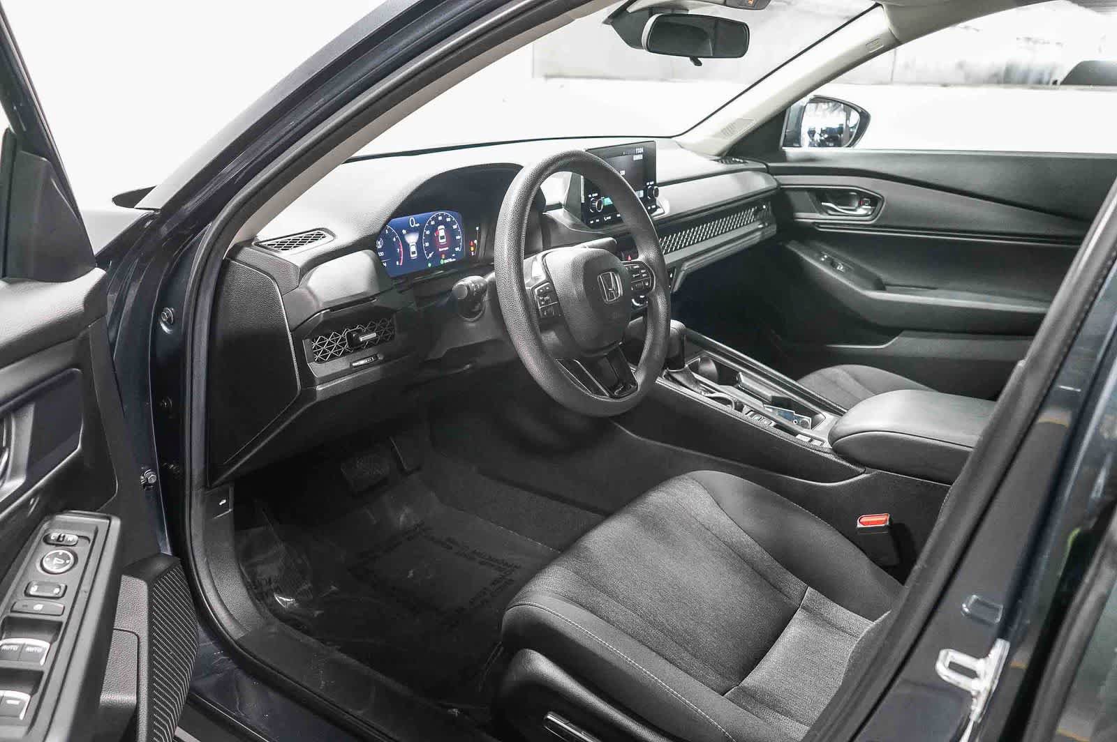 Used 2024 Honda Accord EX image 18
