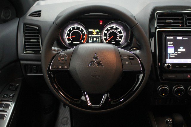New 2026 Mitsubishi Outlander Sport SEL AWD/4WD image 17