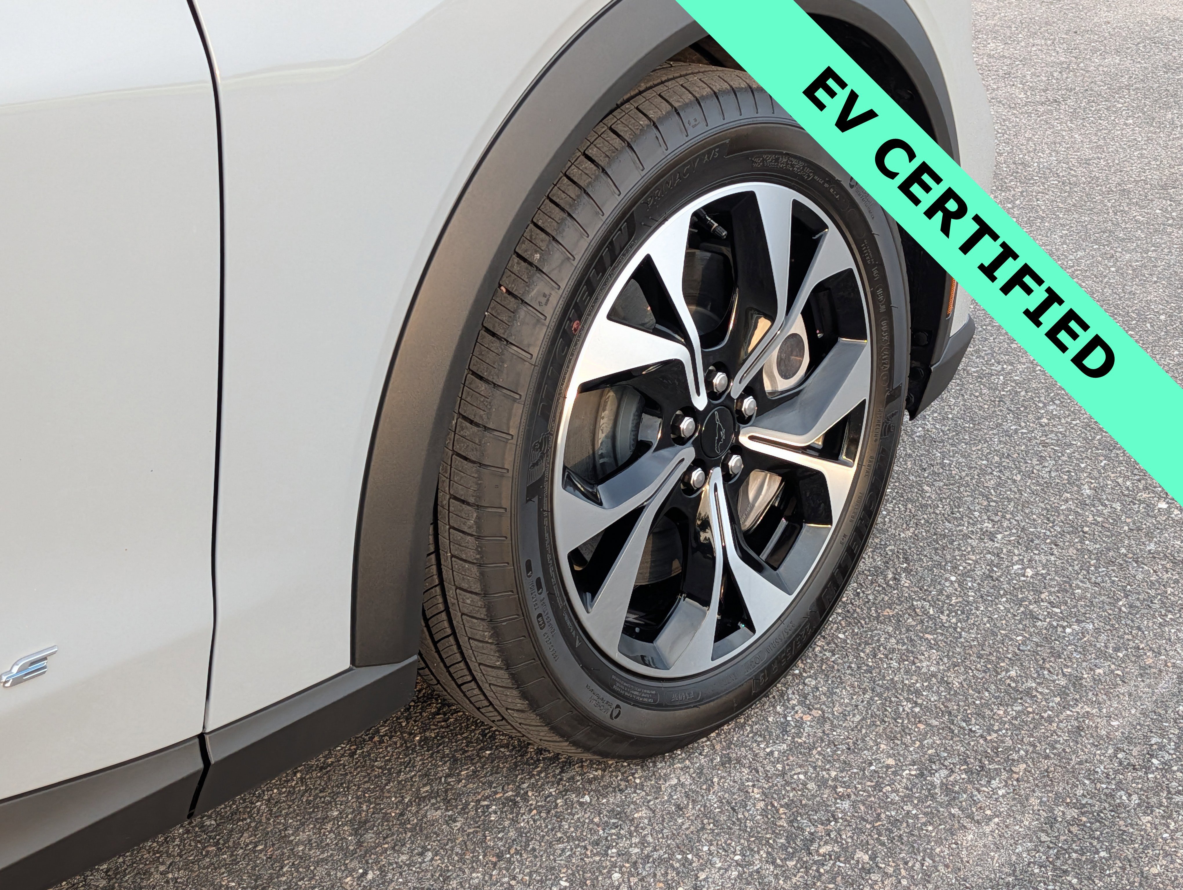 Certified 2025 Ford Mustang Mach-E Select RWD image 12