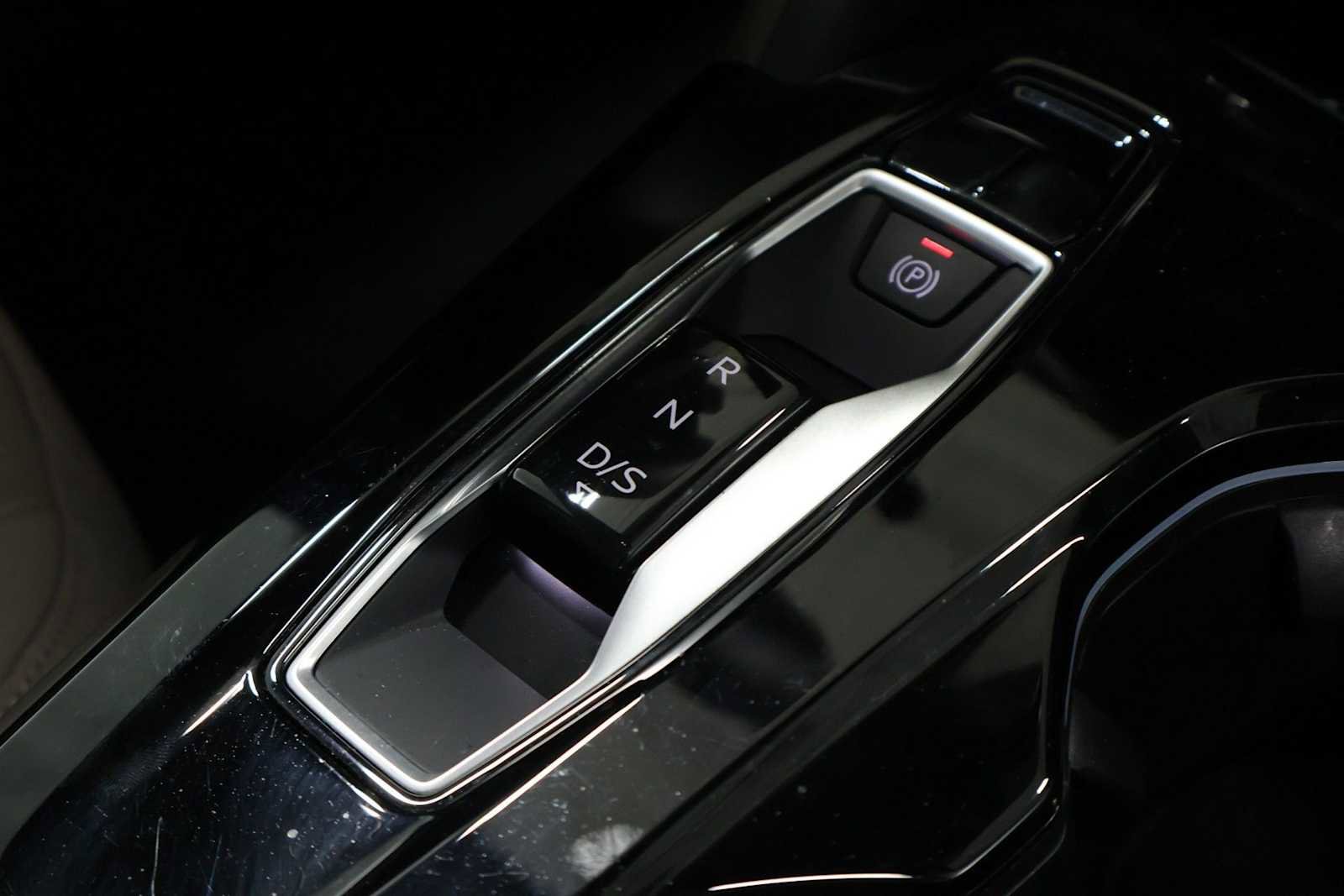 Certified 2025 Audi Q5 Premium w/ Convenience Package AWD/4WD image 18