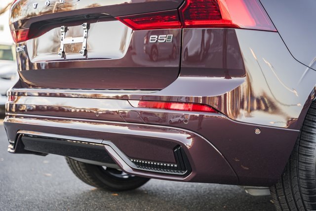 New 2026 Volvo XC60 B5 Ultra w/ Protection Package Premier image 8