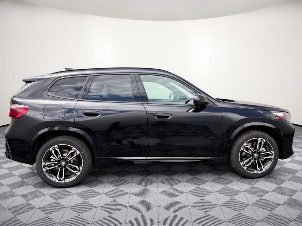 New 2026 BMW X1 xDrive28i w/ Technology Package AWD/4WD image 8