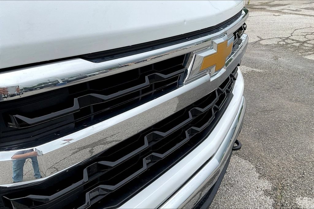 Used 2023 Chevrolet Silverado 1500 LT AWD/4WD image 26