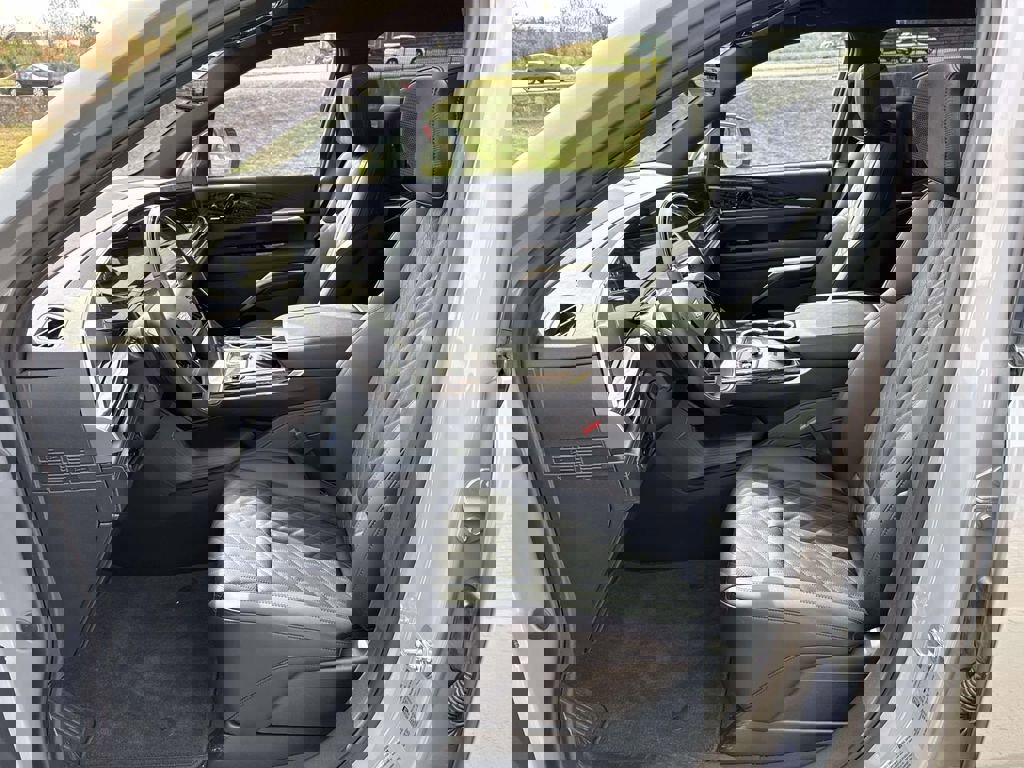 New 2026 Cadillac Escalade IQL Luxury image 15