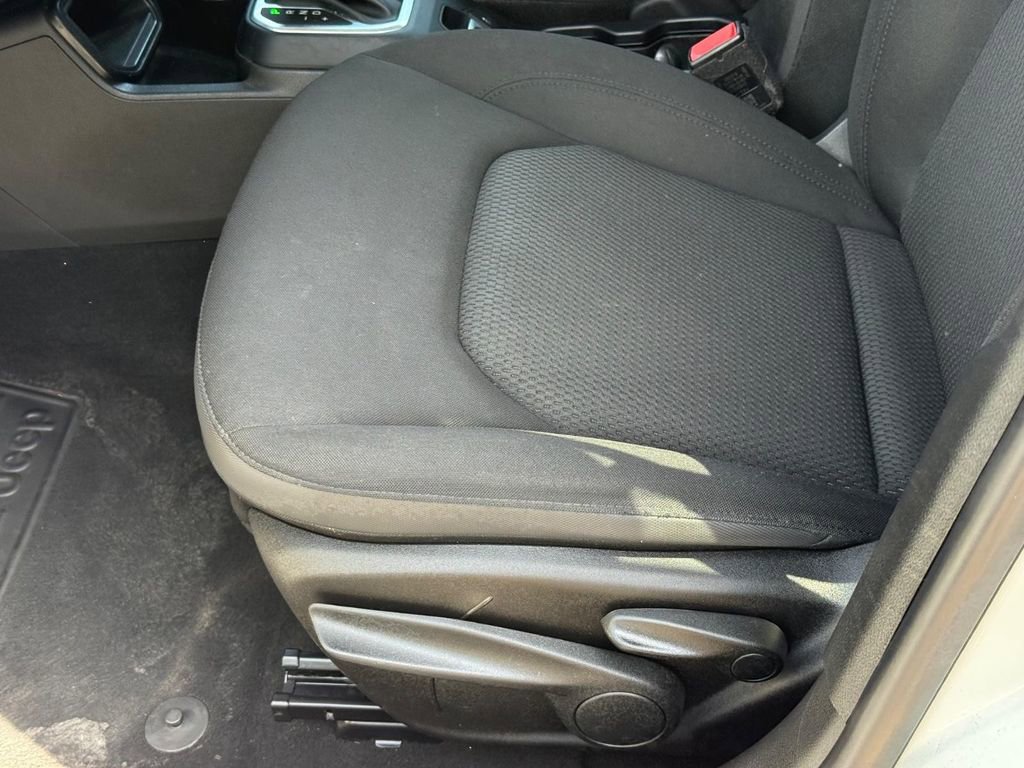 Used 2019 Jeep Renegade Altitude w/ Quick Order Package 2XM FWD image 21